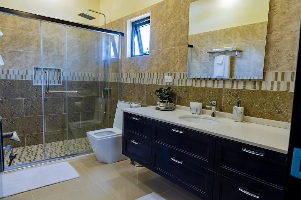 Pyramid Point Manor Villa Ocho Rios