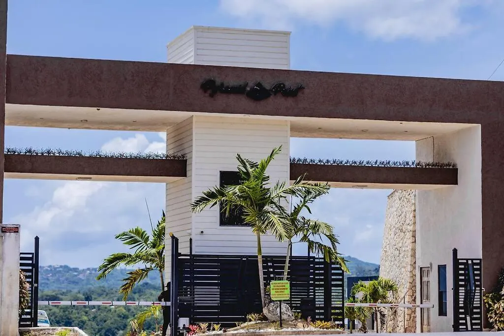 Pyramid Point Manor Villa Ocho Rios